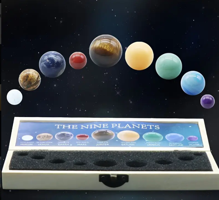 Planeten op zakformaat - Edelstenen in een doosje