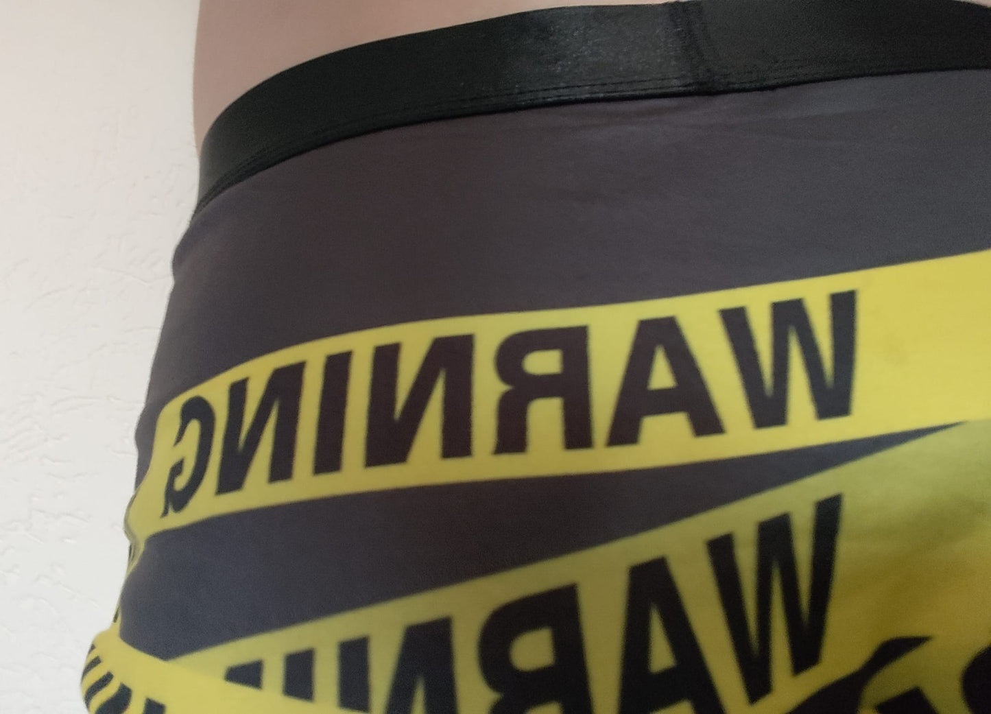 Beware Down There Boxer - Geel - Mannen