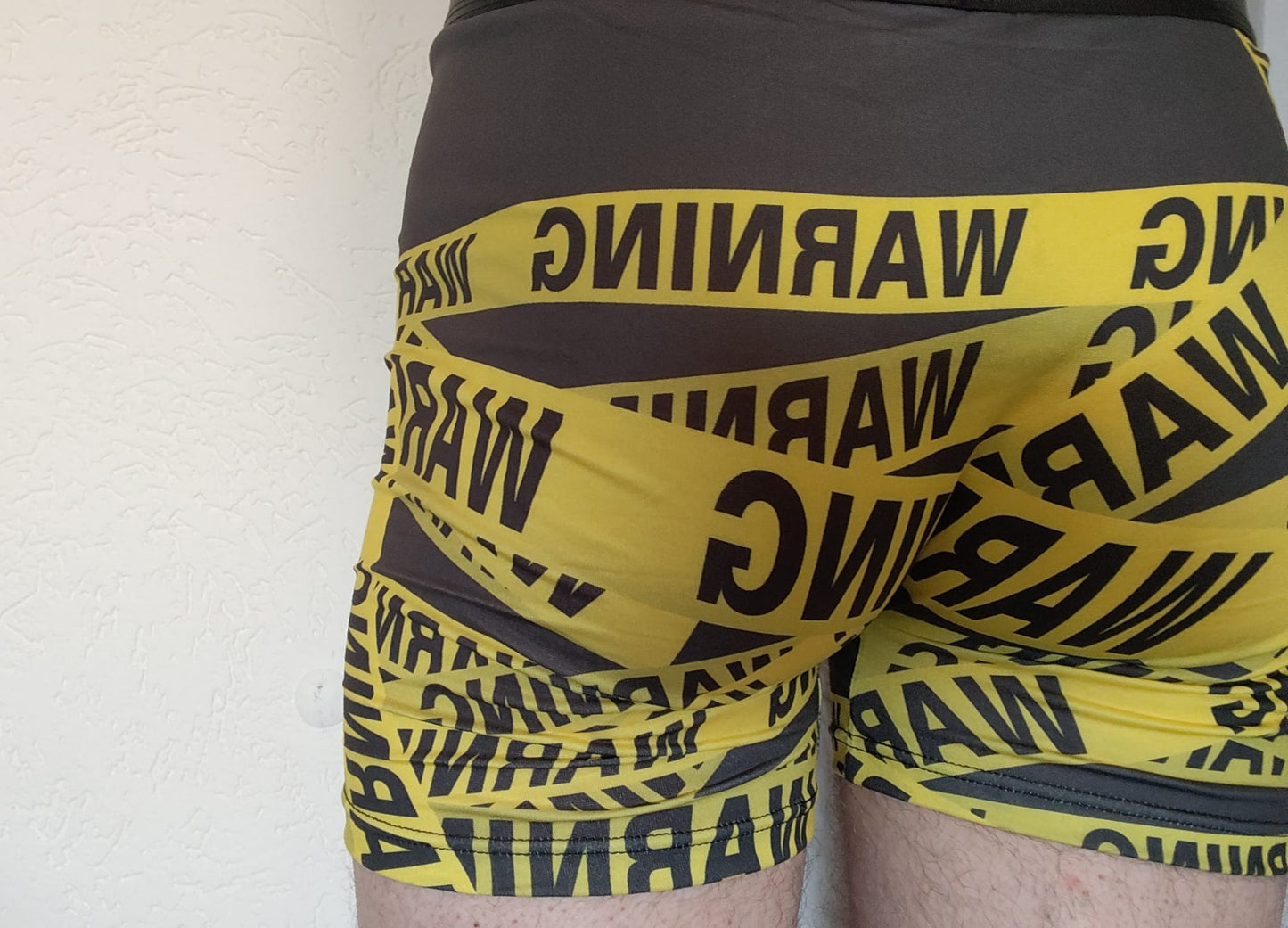 Beware Down There Boxer - Geel - Mannen