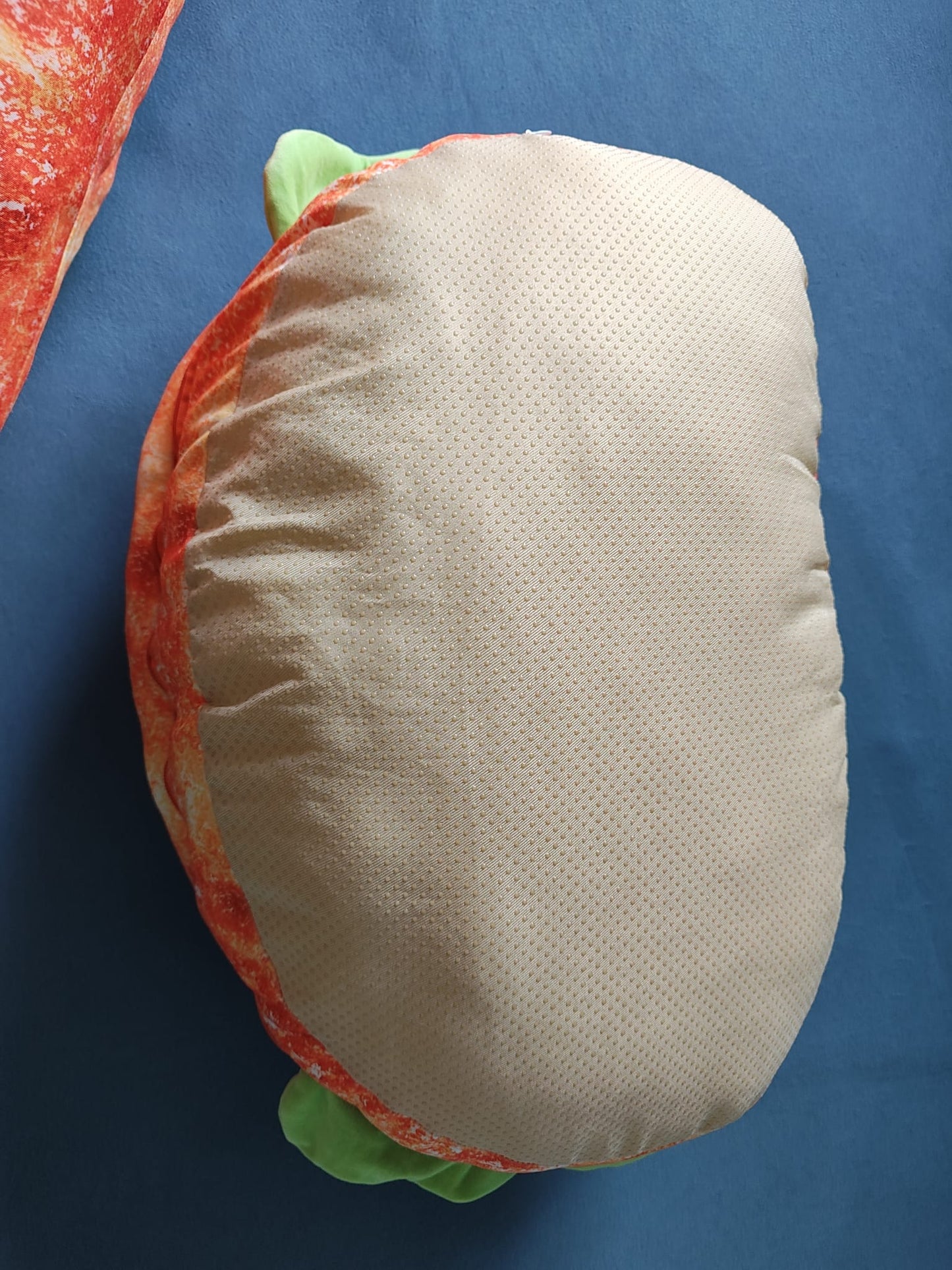Sandwich kussen - Het broodje zitgemak - Van kussen naar krukje